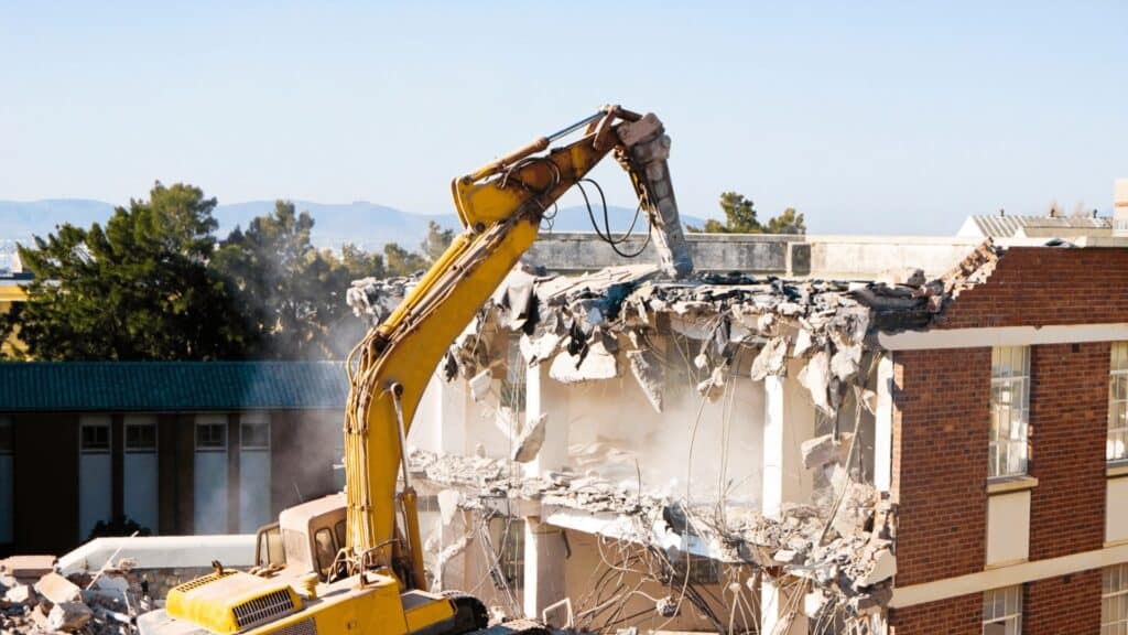 Commercial Demolition Services in Orlando That Prepare Your Property for Success